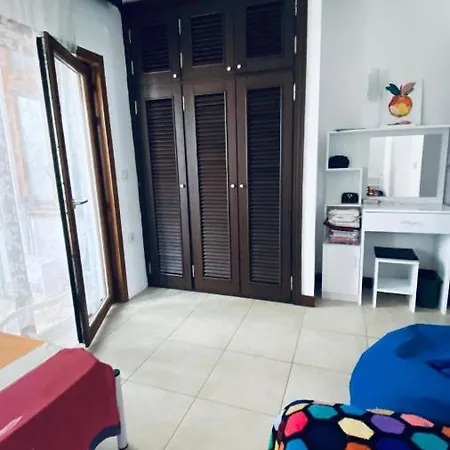 Apartment Bodrum'Da Havuzlu Sitede Yazlik Ev