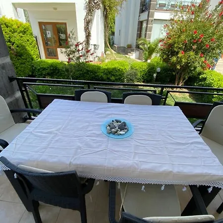 Bodrum'Da Havuzlu Sitede Yazlik Ev